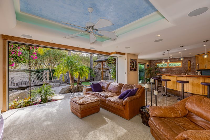 Selected content image