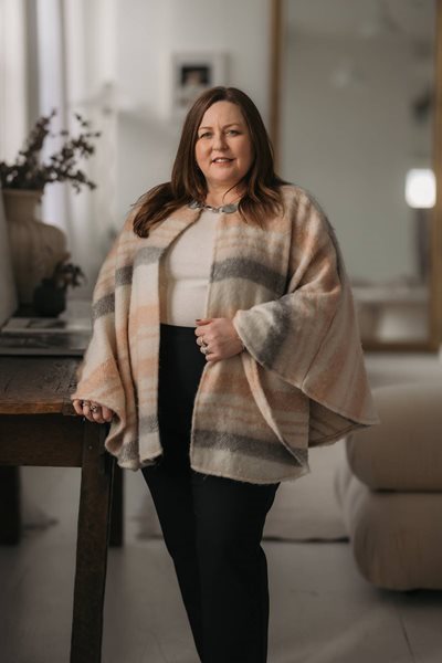 Image for real estate agent Kelly Dimbat with Lamacchia Realty, Inc. in Woburn, MA